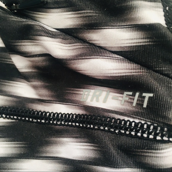 Nike Dry fit leggings - Picture 4 of 9